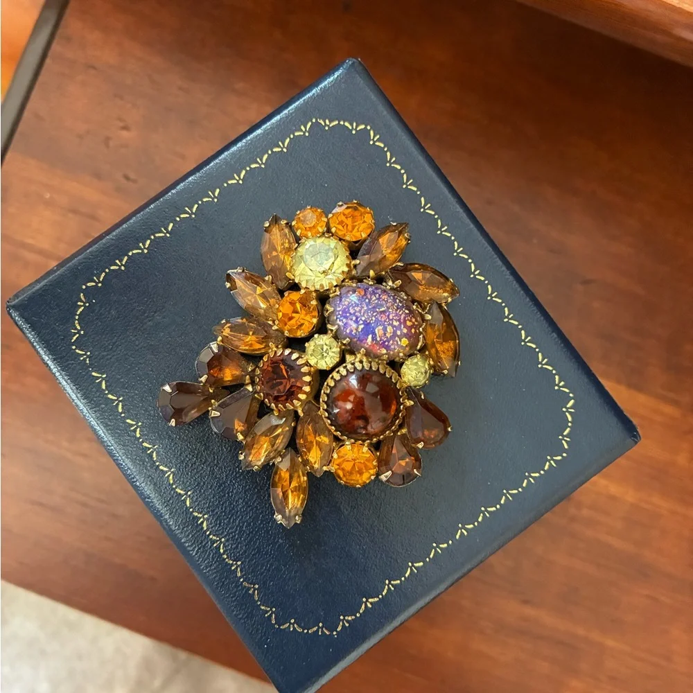 Vintage Floral Cluster Brooch – Juliana? Topaz Amber Yellow and Iridescent
